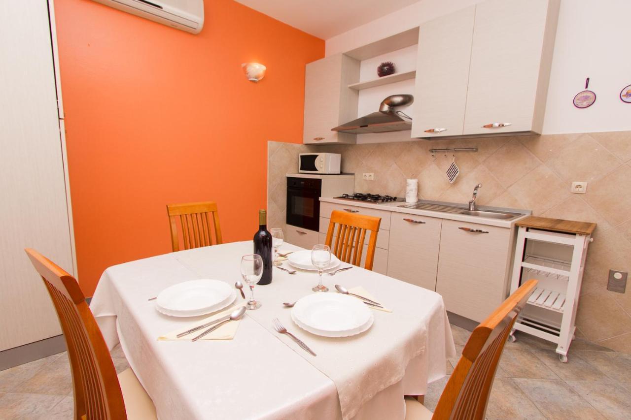 Apartments Lupus Водице Экстерьер фото